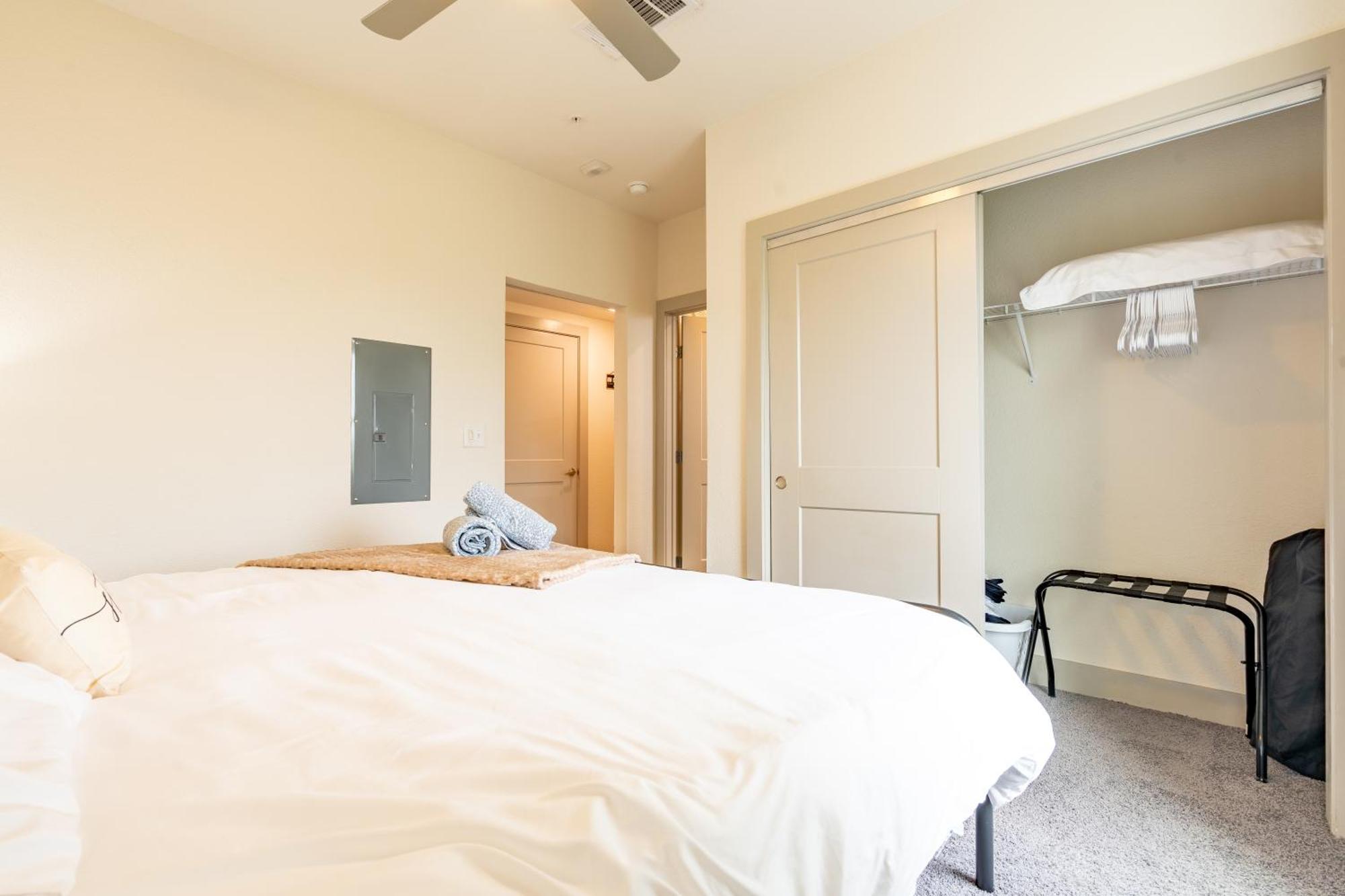 Riverwalk Penthouse Oasis W/Free Parking Gym Pool 샌안토니오 외부 사진